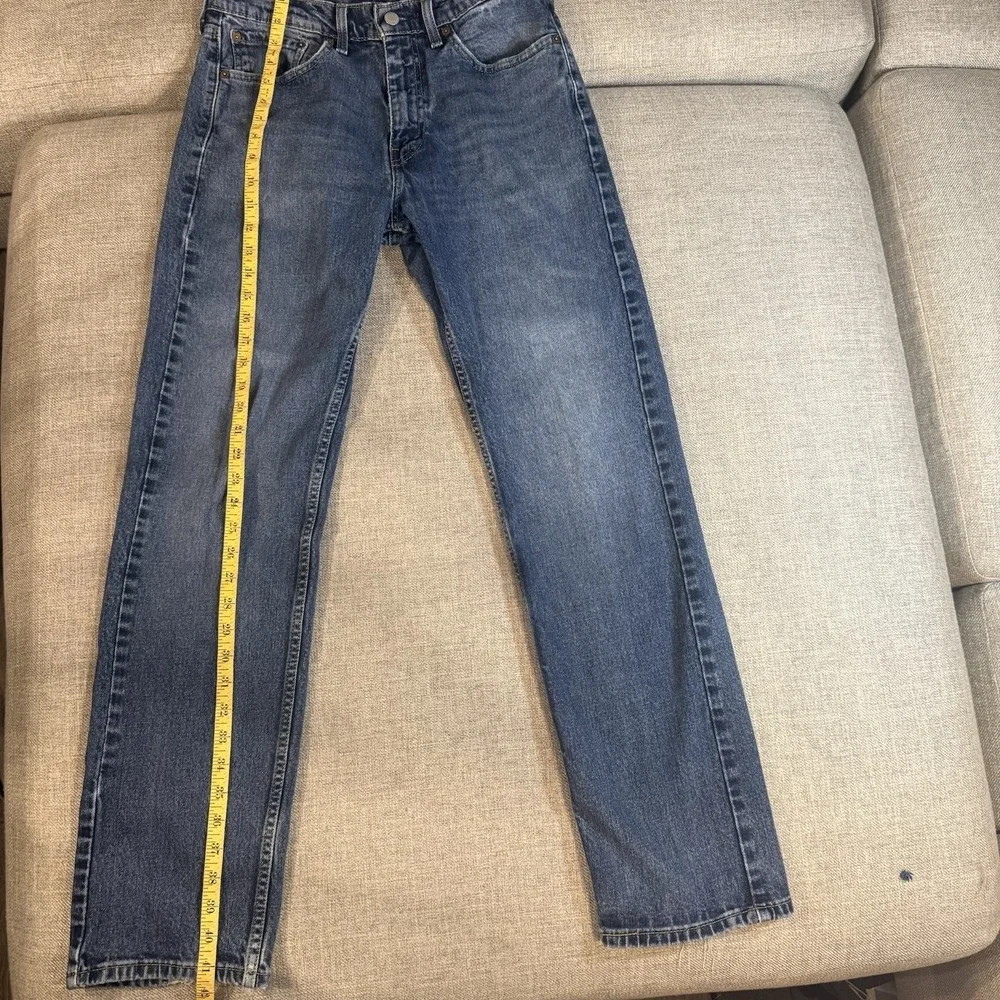 Levi's 505 Men's 32x32 Straight Leg Jeans Medium Wash Classic‎ Fit